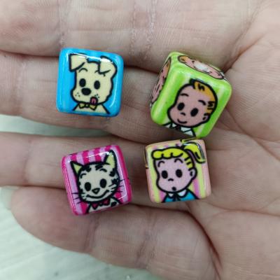 0.48元一个/整包卖 14mm烤漆男孩女孩猫狗动物方块 DIY手工串散珠串笔手机链饰品配件