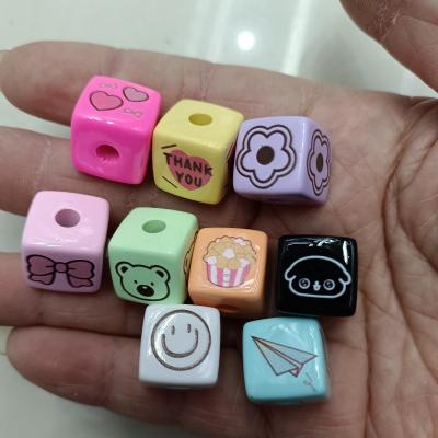 0.52元一个/整包卖 15mm烤漆字母爱心熊花蝴蝶结方块珠 DIY手工串散珠手机链饰品配件